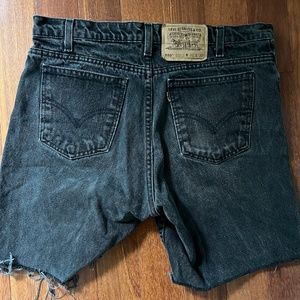 Levi's Cut Offs W32